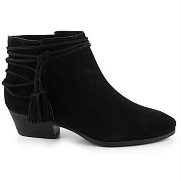 Vince Camuto Shoes - Vince Camuto Carlina Leather Ankle Boots